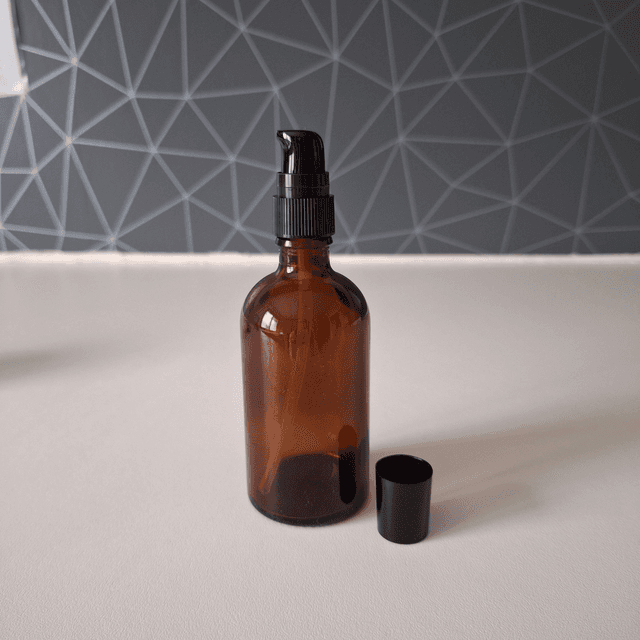 Flacon en verre ambré 100 mL avec bouchage pompe crème